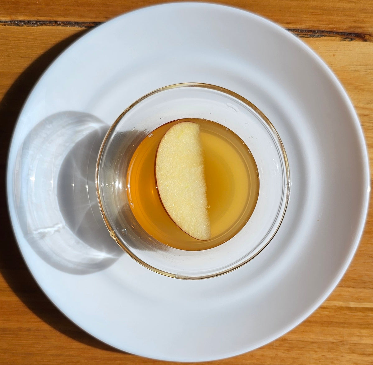 Chamomile Apple Sours Mocktail